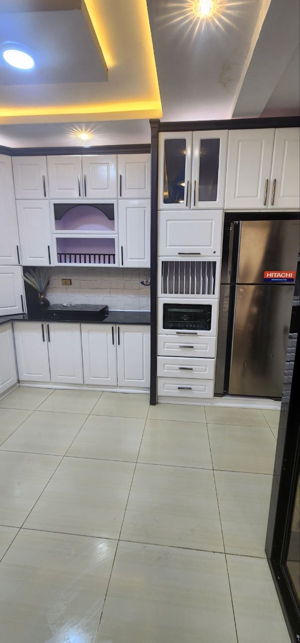 Kitchen Cabinets — photo 4